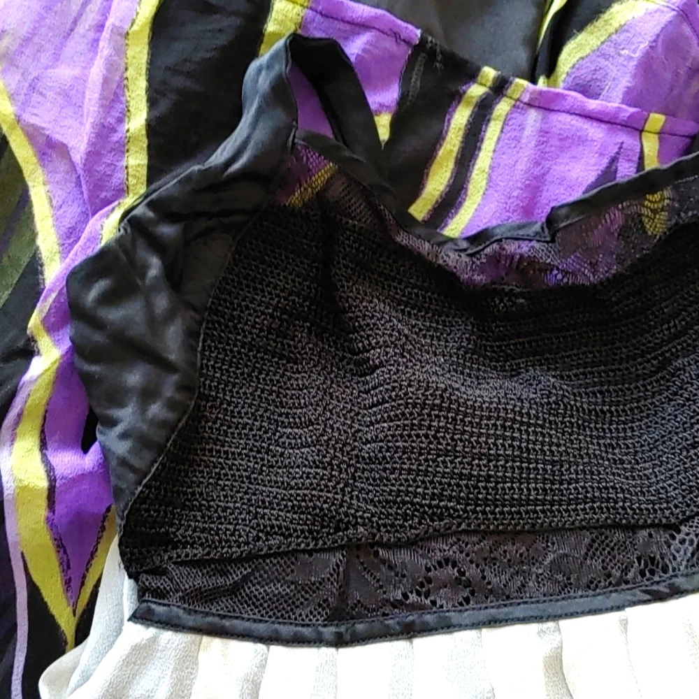 Bébé Silk Maxi Dress - Picture 5 of 5